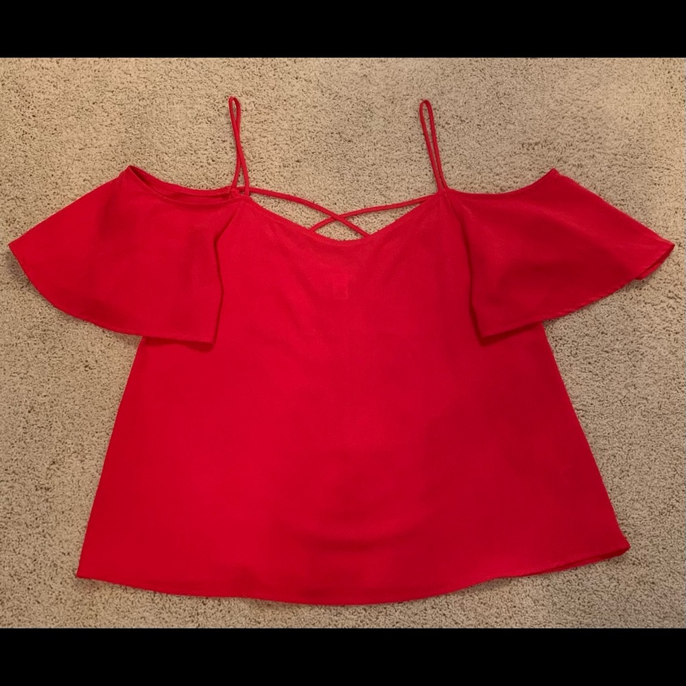 bp Red Cold-Shoulder Short Sleeve Tee